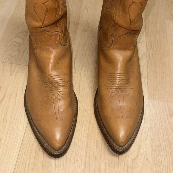 NWOB JUSTIN Western TAN Cowboy Boots Size 10.5
